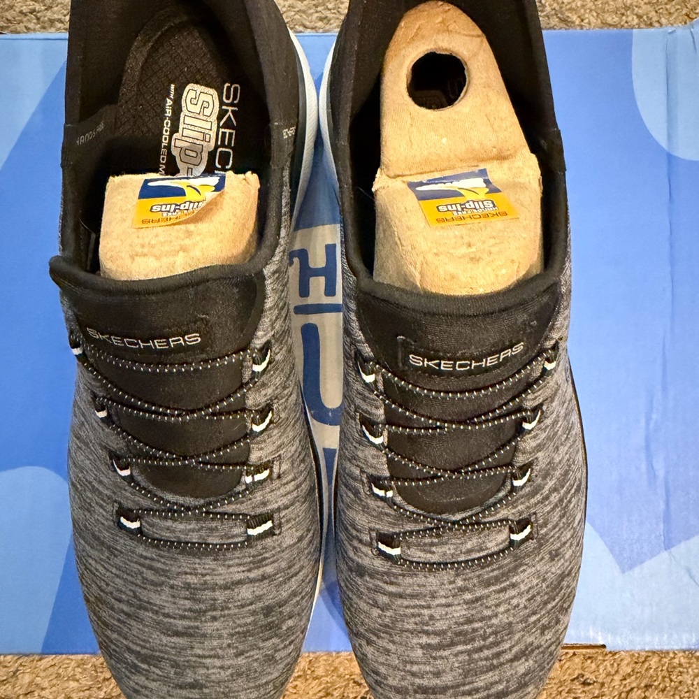 Skechers Womens Black and Gray Slip-On Sneakers